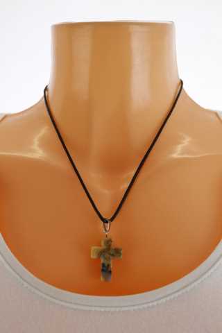 Dámský náhrdelník - látková šňůrka s křížkem